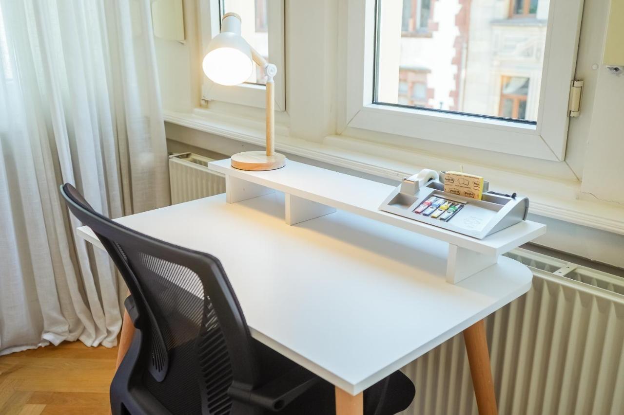 Luxury-apartment - Center : 8 Guests : Netflix * Saarbrücken