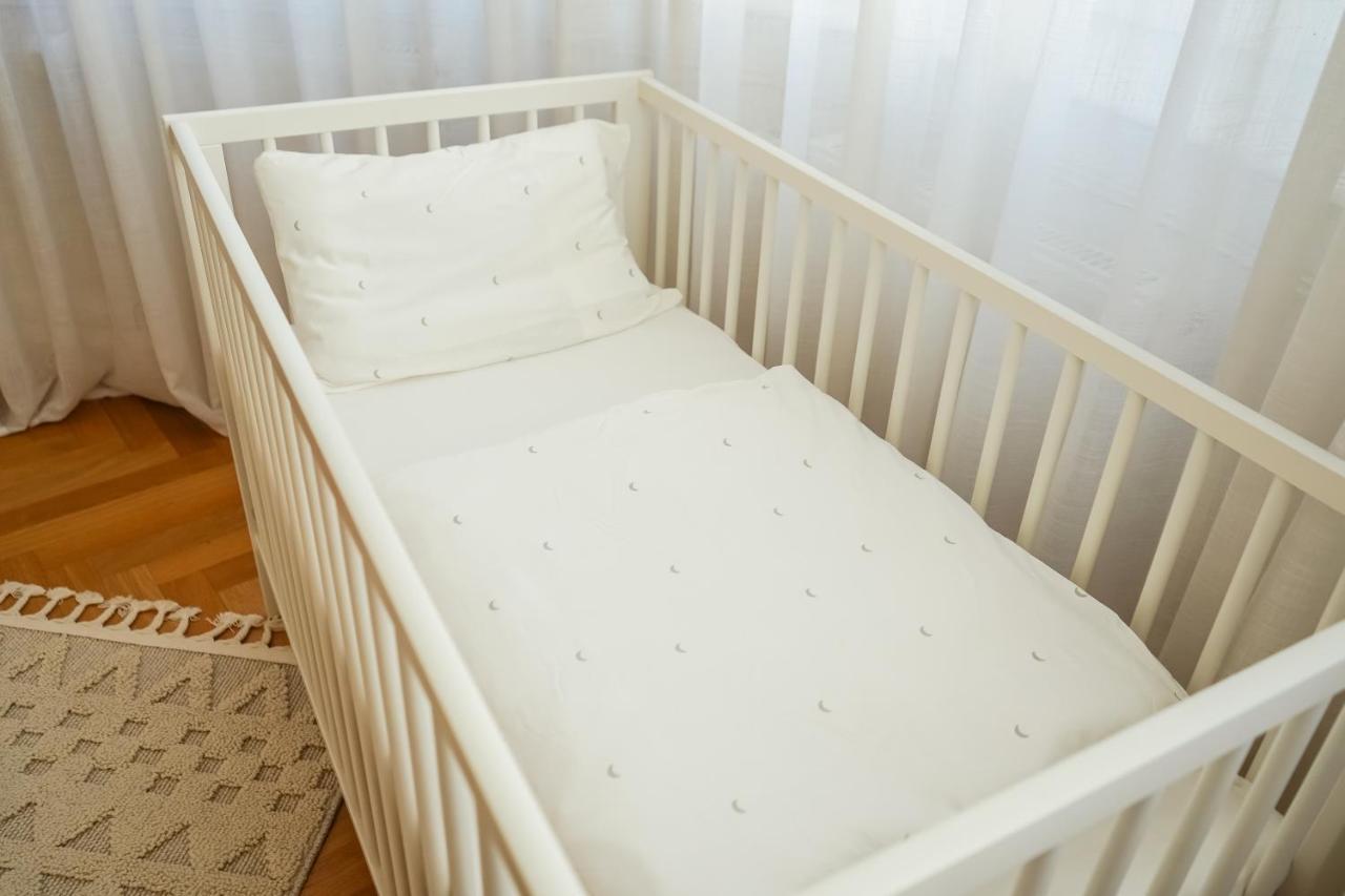 Luxury-apartment - Center : 8 Guests : Netflix *