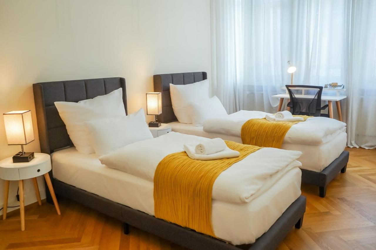 Luxury-apartment - Center : 8 Guests : Netflix Apartment *