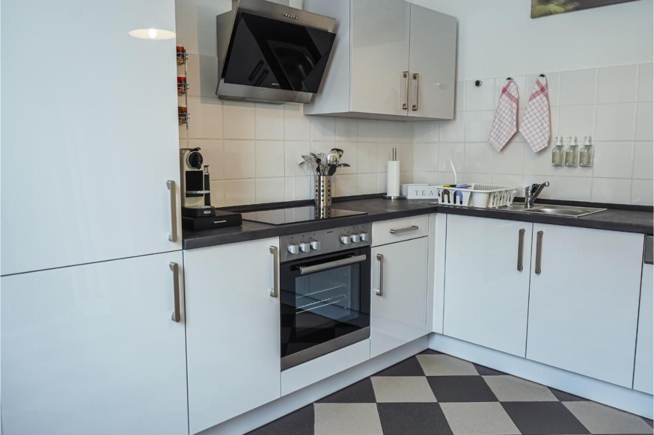 Luxury-apartment - Center : 8 Guests : Netflix * Saarbrücken